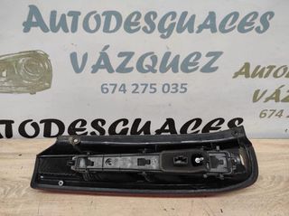 Piloto trasero derecho Ford Fiesta 2004 completo