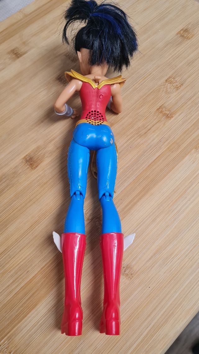 Muñeca wonder woman