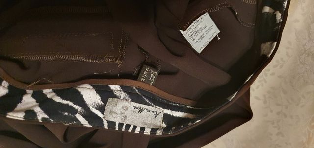 Elegante pantalón marrón oscuro