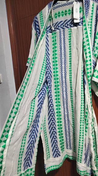 Casaca,bata ,blazer stradivarius