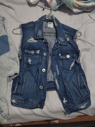 Chaleco y camisa nudo vaquero 