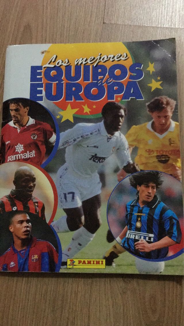 Albunes de cromos de futbol antiguos