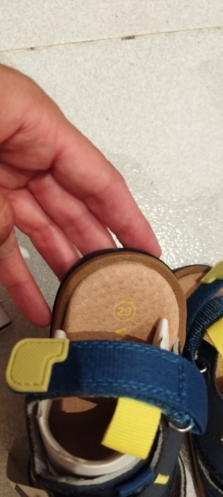 Sandalias niño talla 29