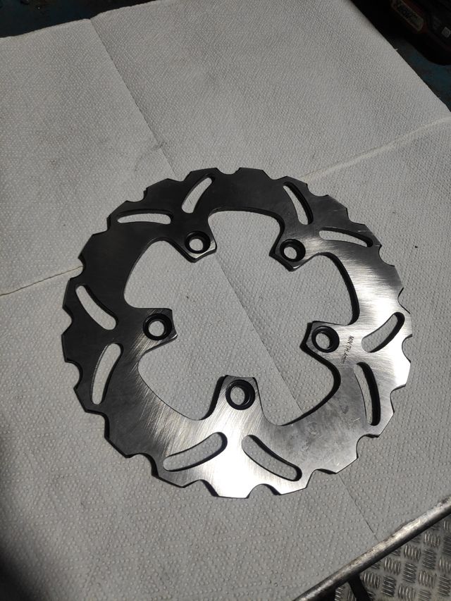 Disco freno trasero suzuki sv 1000 650