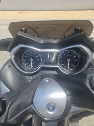 Yamaha Xmax 400 ABS