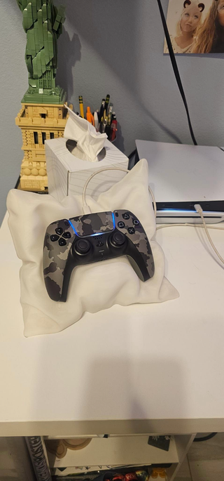 Soporte mando de PS5, PS4, XBOX tematica almohada