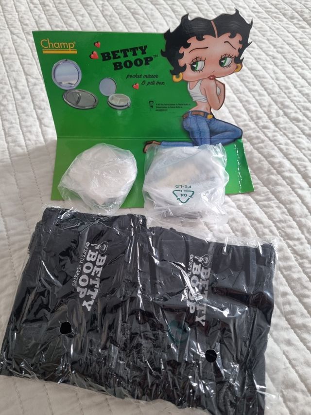 ESPEJITO Y PASTILLERO BETTY BOOP