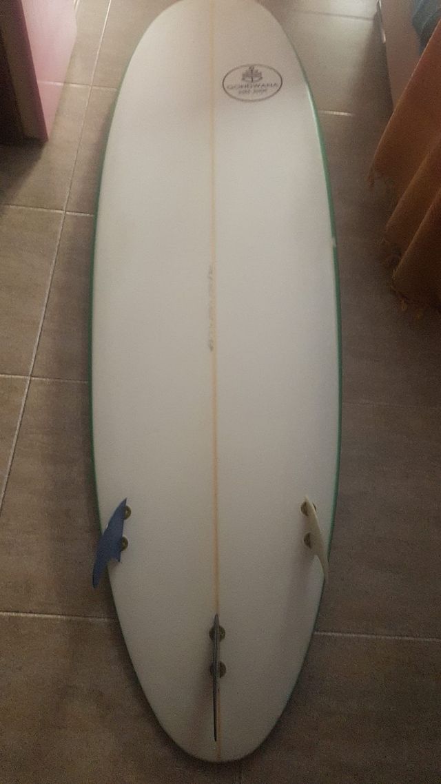 Tabla de surf 6.8×21ancho 1/2×2 3/4 46l