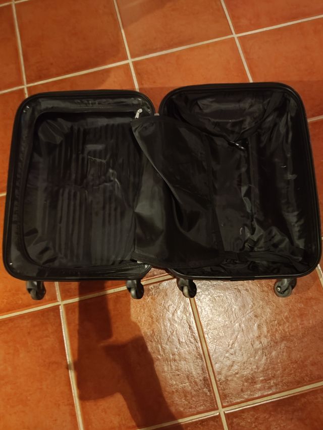 Maleta dura 4 ruedas Primark negra