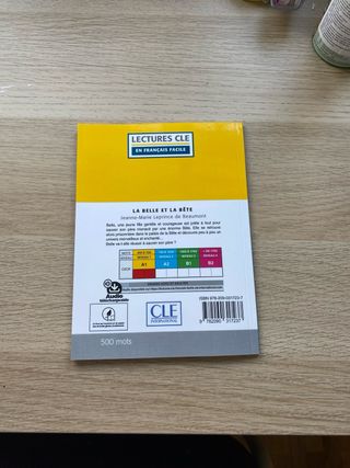 Libro en Francés “La Belle et la Bête”