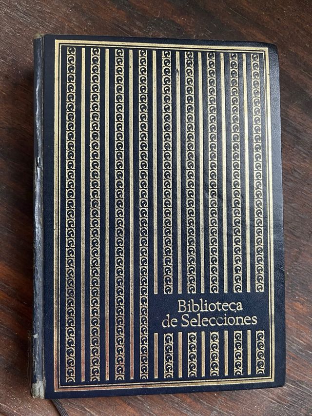 Libro “Biblioteca de selecciones”