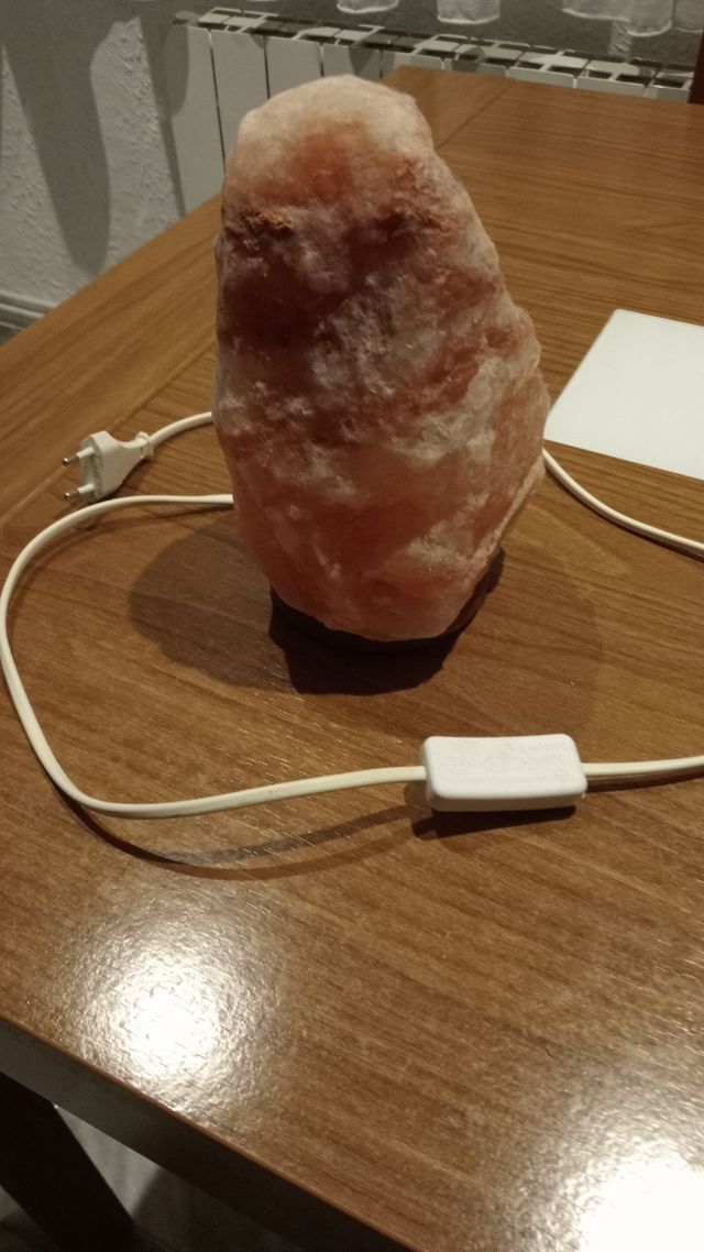 Lampara de sal del Himalaya