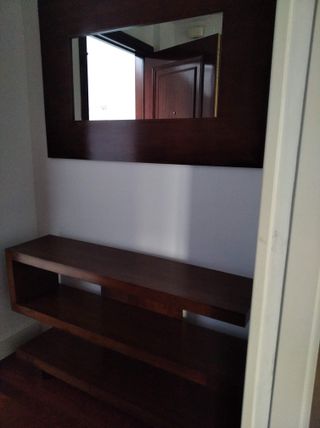 Conjunto consola de madera y espejo