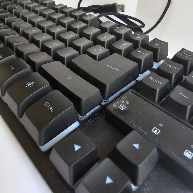 Teclado Trust Gaming