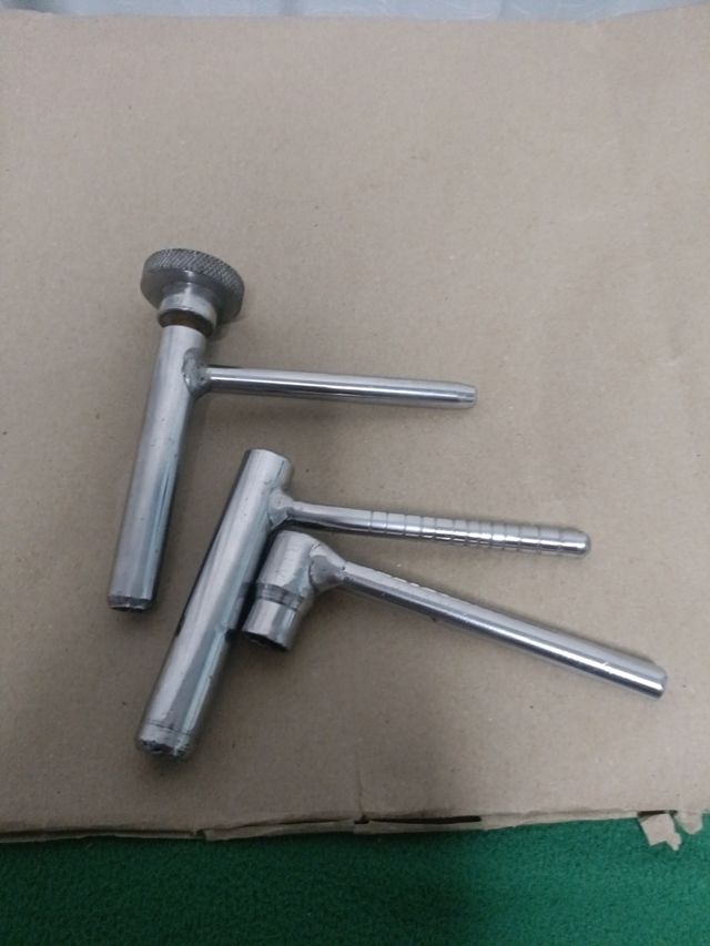 3 Llaves de reglaje de taqués CROMADAS