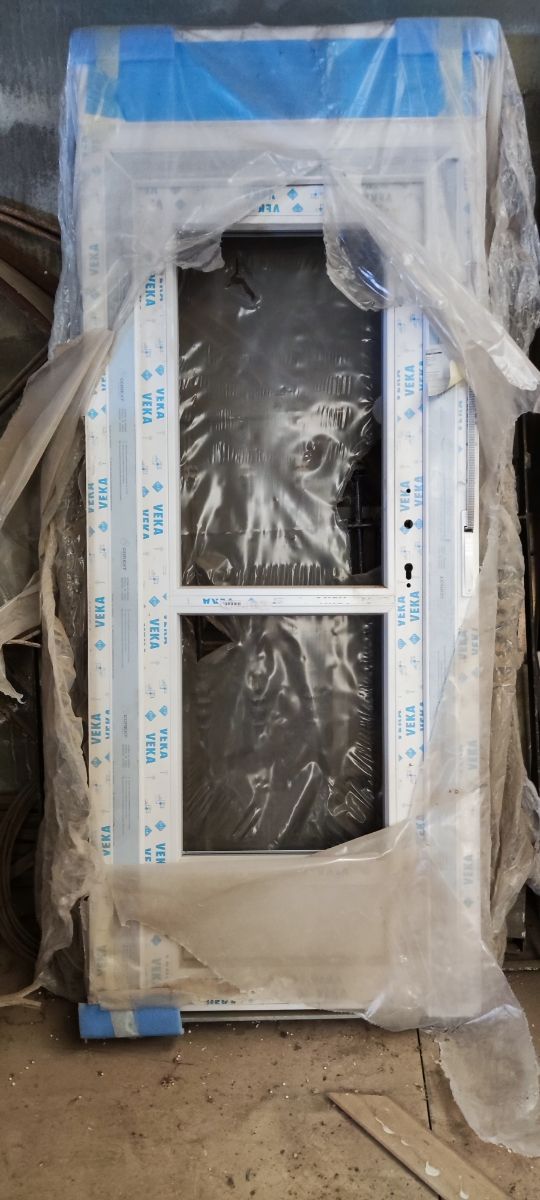 Puerta pvc con persiana