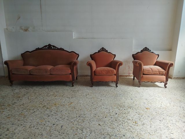 Conjunto sofá estilo Luis XV, Los Certales