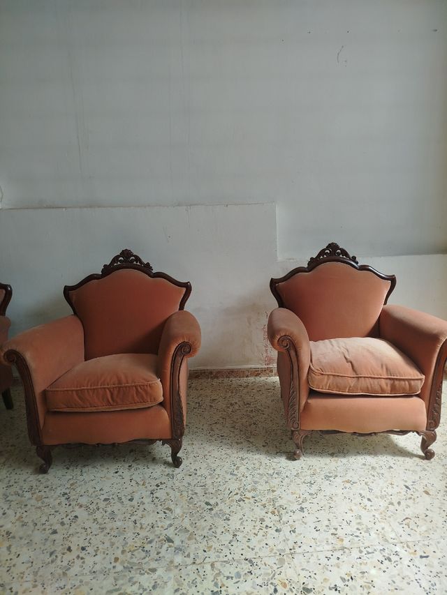 Conjunto sofá estilo Luis XV, Los Certales