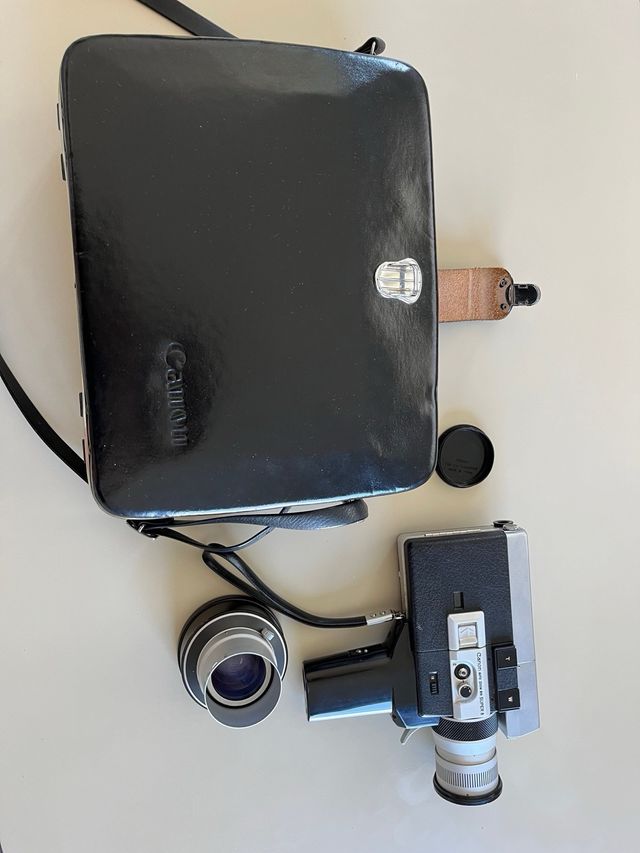 Tomavistas Canon Auto Zoom 518 Super 8 y flash