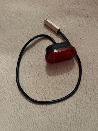 Luz trasera monopatin XIAOMI