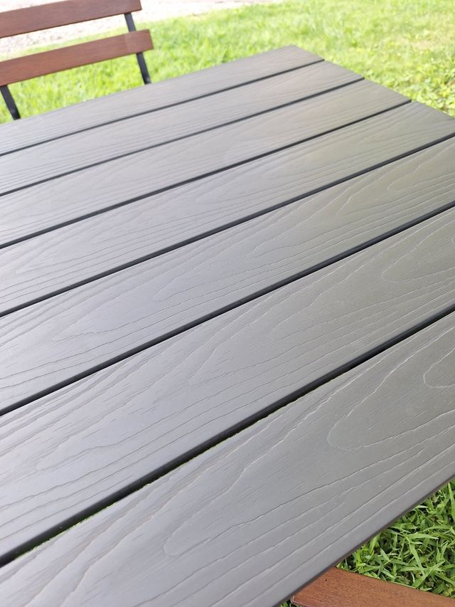 Tavolino e sedie da terrazzo