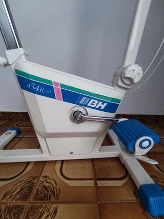 Bicicleta estática BH