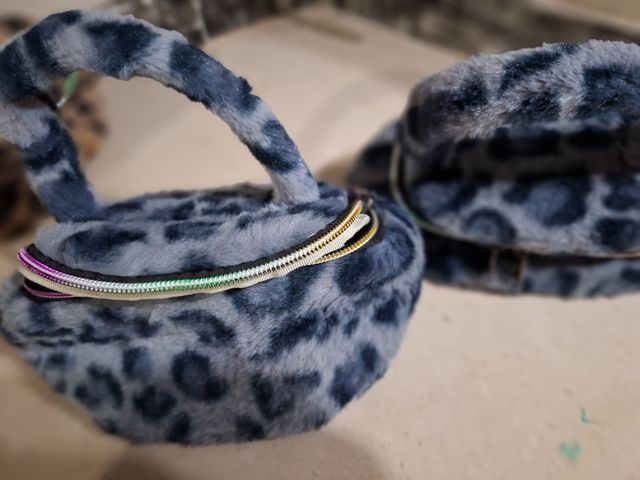 Neceser leopardo gris