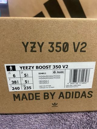 Adidas Yeezy