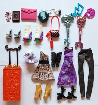 ACCESORIOS PARA MUÑECAS MONSTER HIGH