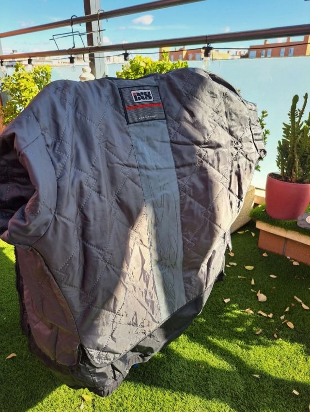 Chaqueta Moto IXS Negra, talla L