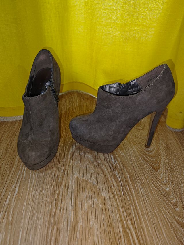 Botas tacón marrones