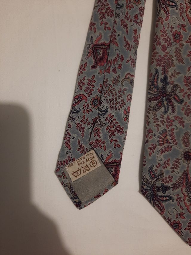 2 cravatte sottili floreale e regimental