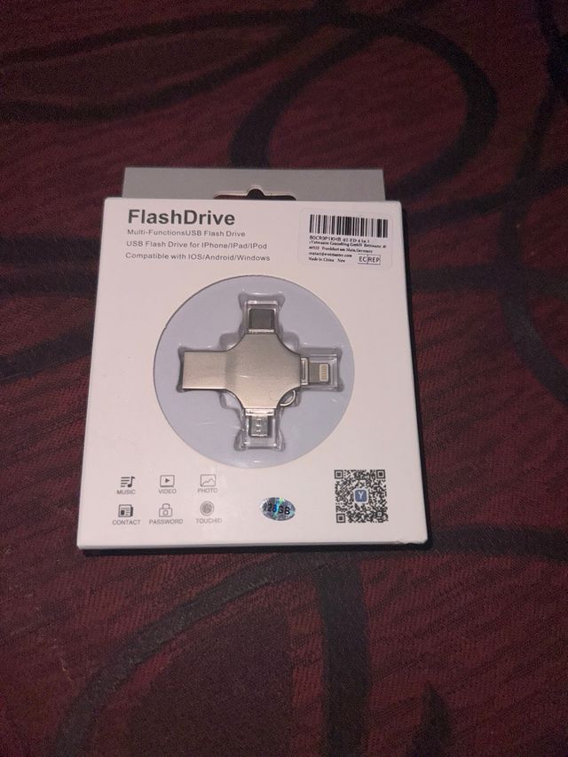 4 em 1 Pendrive 128GB