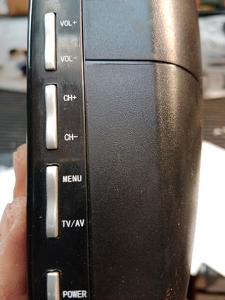 Pantalla de ordenador y televisor. 19"