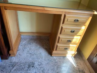 Escritorio madera maciza tipo Provenzal