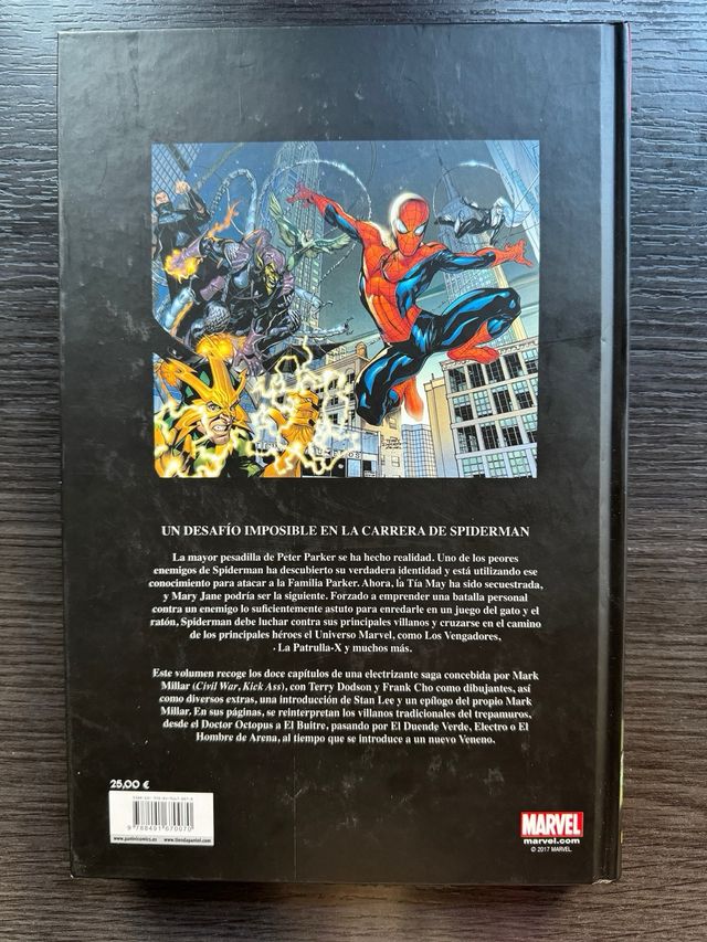 Comic Spiderman - Entre los muertos Marvel