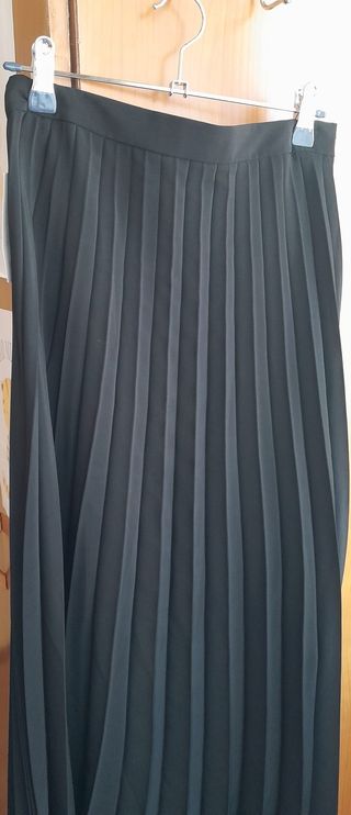 Falda negra Pull&Bear talla L