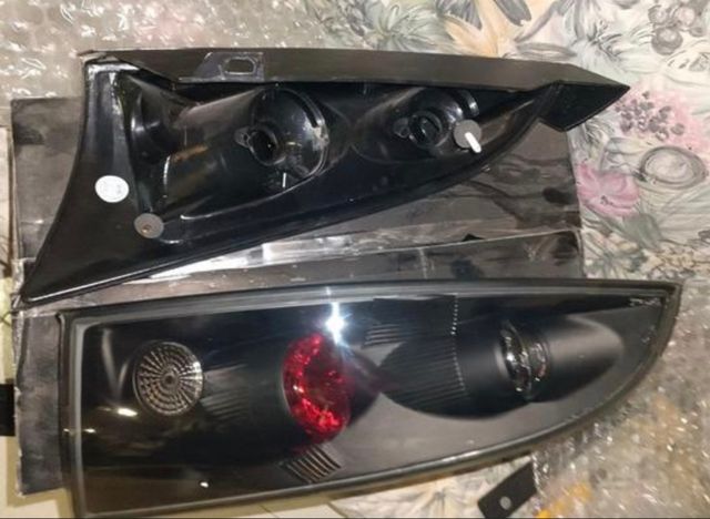 pilotos tras. FORD Focus