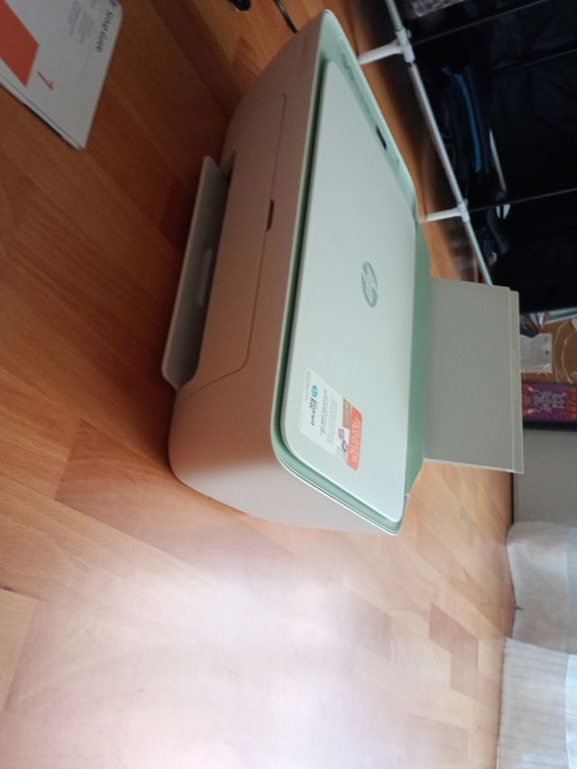 Impresora HP DeskJet 2722e all in one