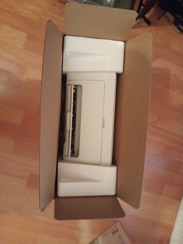 Impresora HP DeskJet 2722e all in one