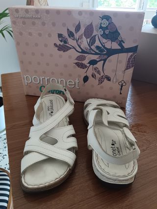 Porronet sandalias blancas