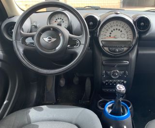 MINI Countryman 2011