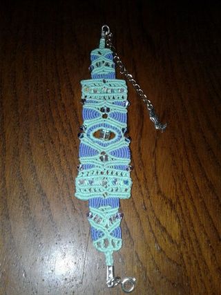 Braccialetto macramè in poliestere e swarovski