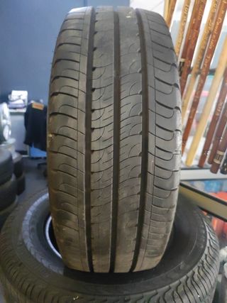 Neumático 235/65 r 16 goodyear 