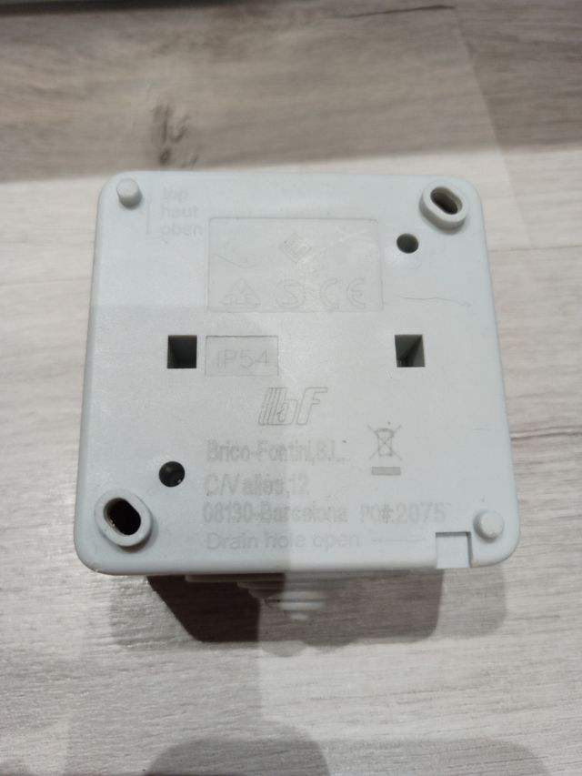 Interruptor estanco de superficie