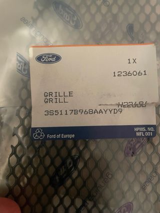 REJILLA SPORT FORD