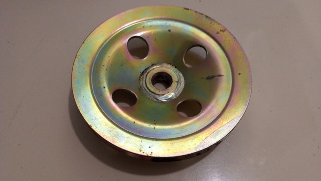 Polea bomba agua Renault 4 5 6 7 18