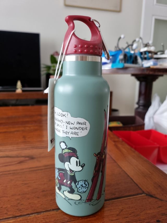 Botella térmica. Dibujo M. Mouse.