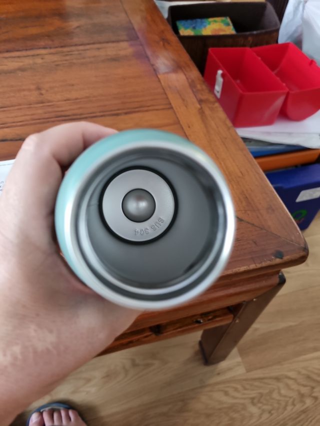 Botella térmica. Dibujo M. Mouse.