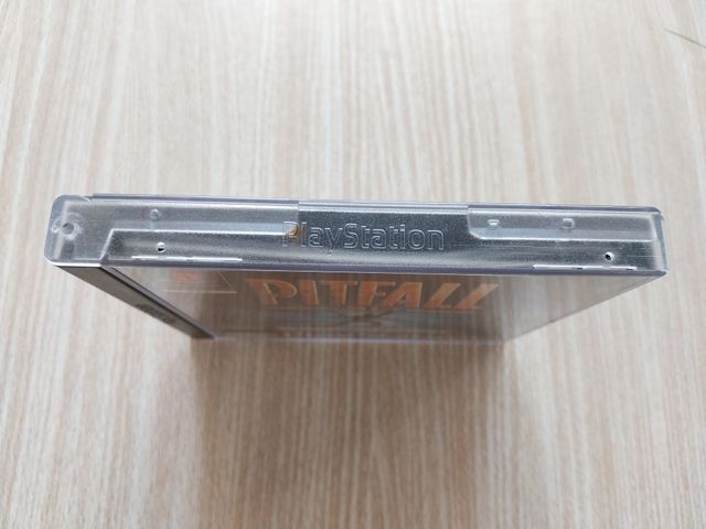 PITFALL 3D PAL ESPAÑA BEYOND THE JUNGLE PS1